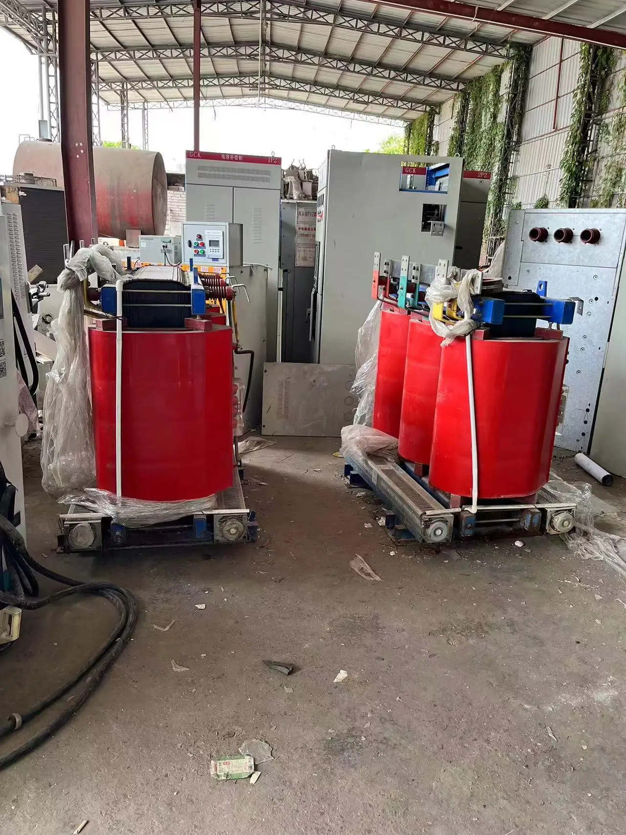 廣州二手變壓器回收選深圳市鑫進(jìn)發(fā)再生資源回收有限公司，專(zhuān)業(yè)回收舊/廢舊變壓器，服務(wù)高效價(jià)格透明